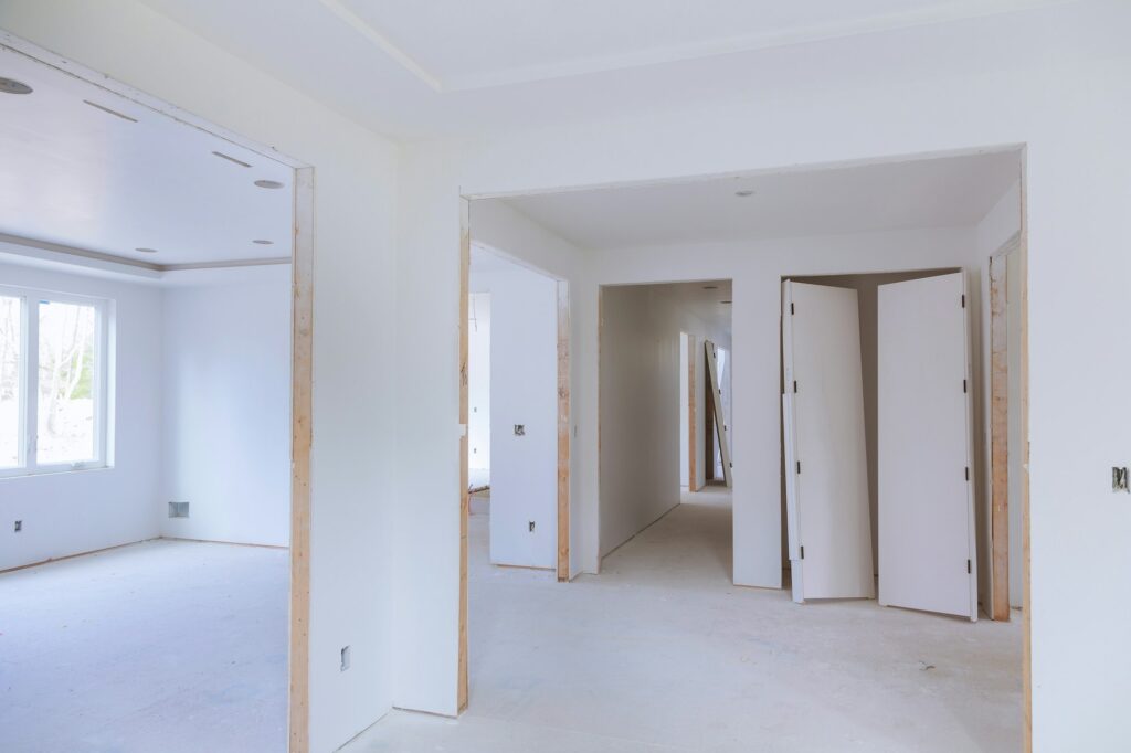 Interior renovation of space under construction in the installation construction of housing